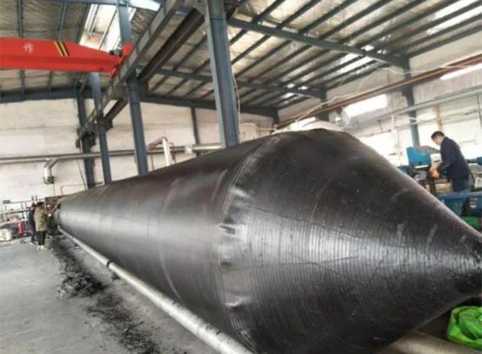 Điều gì làm cho phao nổi trên biển trở nên cần thiết cho cơ sở hạ tầng nổi hiện đại?